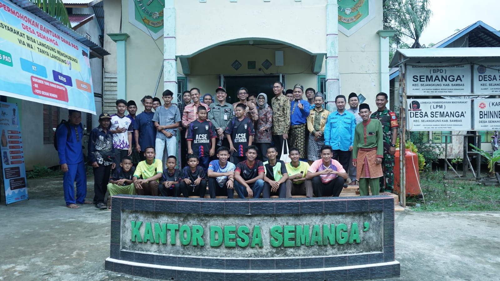 Read more about the article Sambas Jalani Validasi Lapangan IGA 2024: Tim BSKDN dan LAN RI Tinjau Langsung Inovasi Daerah Unggulan