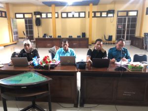 Read more about the article Pemkab Sambas Lanjutkan Telaah Dokumen Inovasi Daerah untuk Persiapan IGA 2024