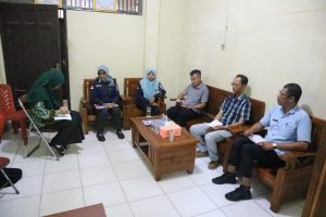 Read more about the article Safari Inovasi Bappeda Sambas di Kecamatan Selakau dan Selakau Timur Dorong Kemandirian Inovasi Berbasis Kebutuhan Lokal
