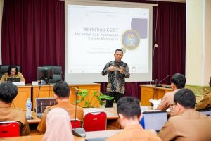 Read more about the article Diskominfo Kabupaten Sambas Hadiri Asistensi Pembentukan Tim Tanggap Insiden Siber se-Kalbar