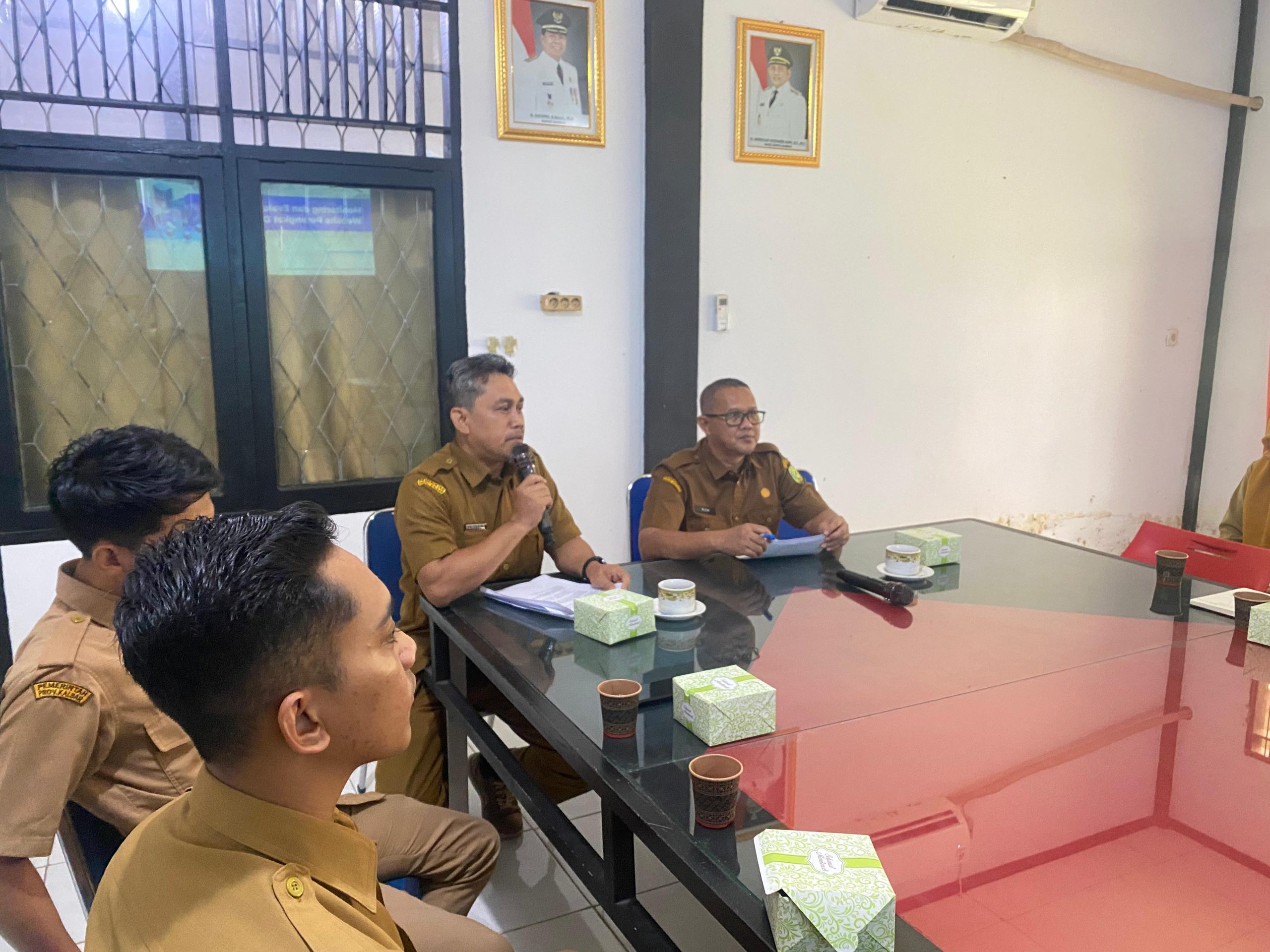 Diskominfo Sambas Gelar Rapat Monitoring dan Evaluasi Website Perangkat Daerah