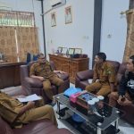 Kadis Kominfo Sambas Terima Kunjungan Guru SMKN 1 Teluk Keramat dalam Agenda Penarikan Siswa PKL