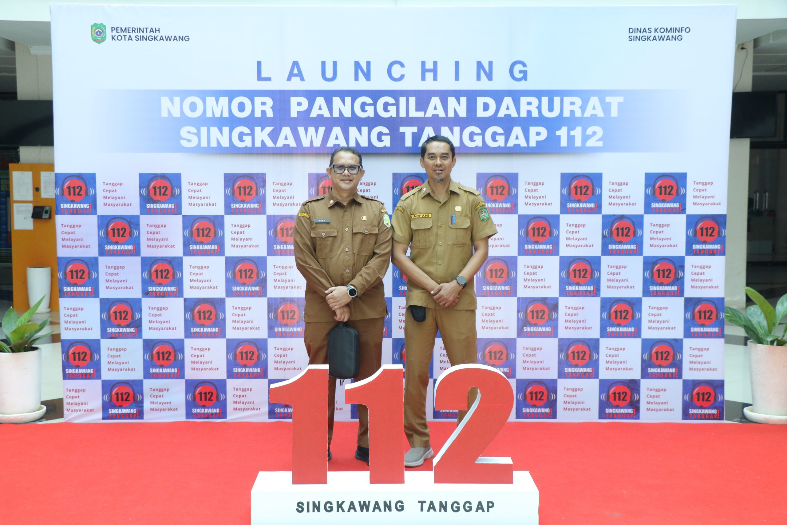 You are currently viewing Kadis Kominfo Sambas Hadiri Peluncuran SIGAP 112 Singkawang