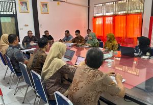 Read more about the article Diskominfo Sambas Gelar Rapat Kerja Pembinaan Statistik Sektoral Tahun 2026