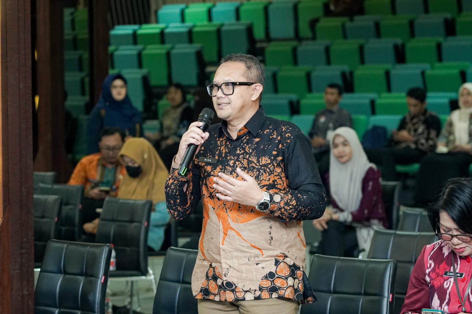 Perkuat Keterbukaan Informasi, Diskominfo Sambas Siap Akselerasi Sinergi PPID Lintas Wilayah