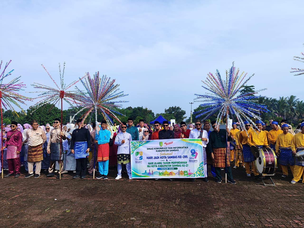Dinas Kominfo Kabupaten Sambas Meriahkan Upacara Hari Jadi Sambas ke-395 dan HUT Perpindahan Ibu Kota ke-27