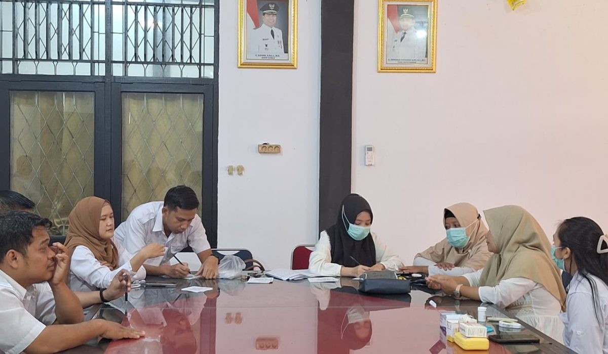 Puskesmas Sambas Gelar Posbindu PTM di Diskominfo, Dorong ASN Lebih Peduli Kesehatan