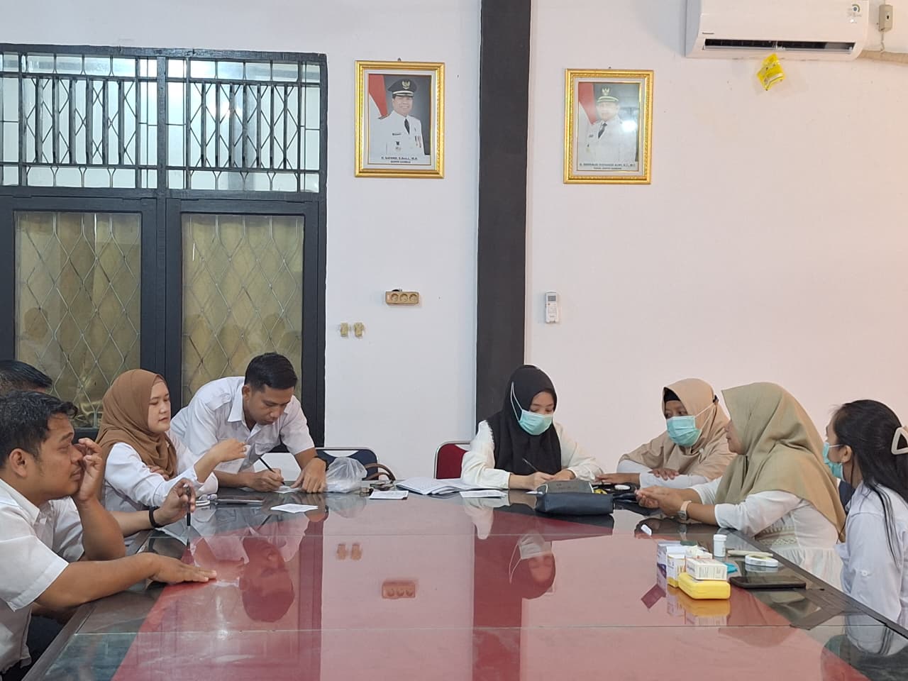 Puskesmas Sambas Gelar Posbindu PTM di Diskominfo, Dorong ASN Lebih Peduli Kesehatan